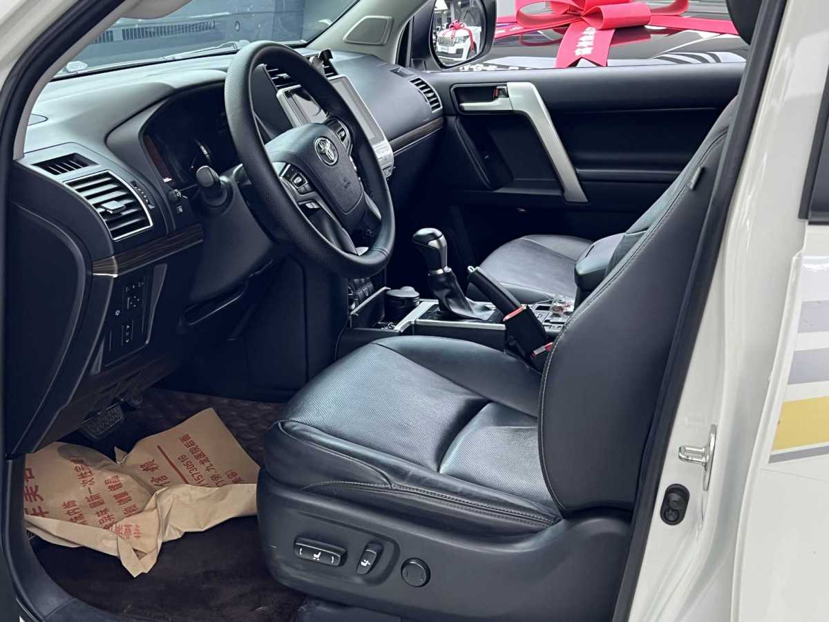 2019年5月丰田 普拉多  2019款 3.5L 自动TX-L尊享版后挂备胎