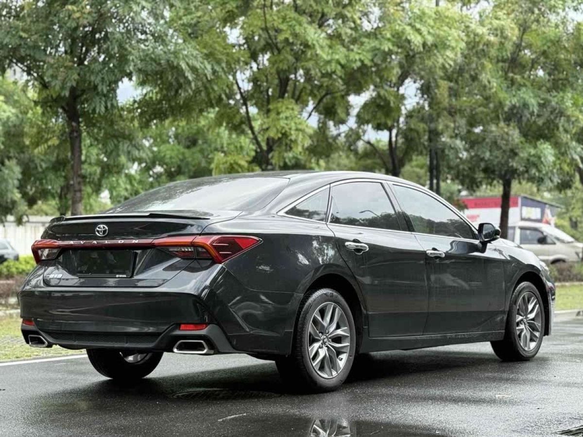 豐田 亞洲龍  2022款 2.5L 進(jìn)取版圖片