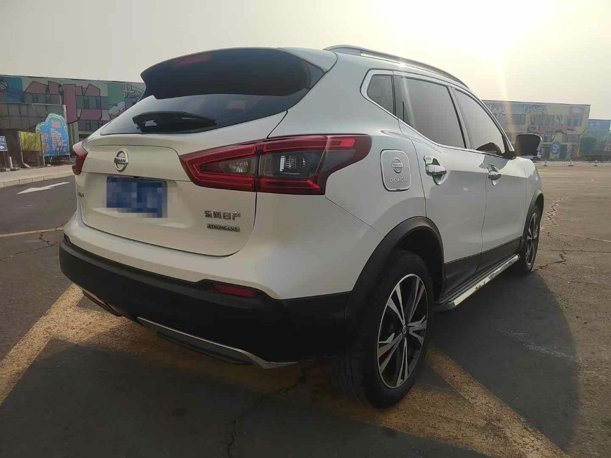 日產(chǎn) 逍客  2019款  2.0L CVT豪華版圖片