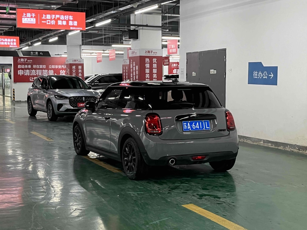 MINI MINI  2019款 1.5T COOPER 經(jīng)典派圖片