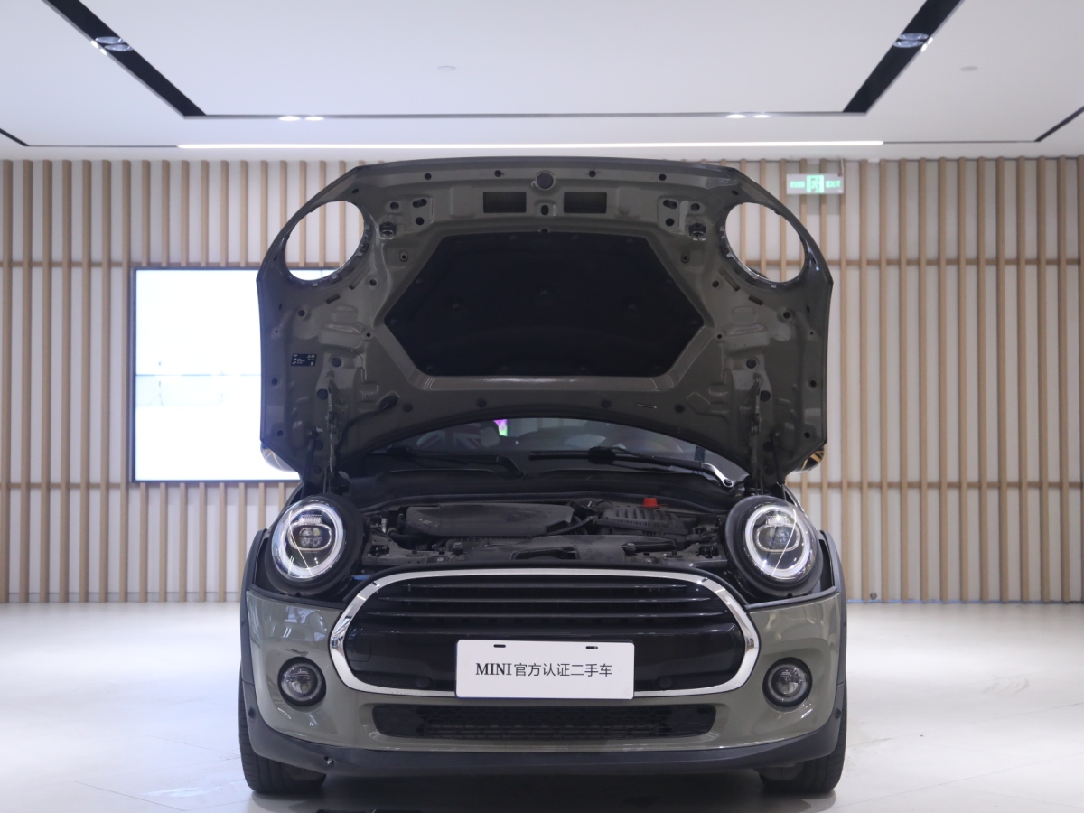 MINI MINI  2020款 1.5T COOPER 藝術(shù)家圖片