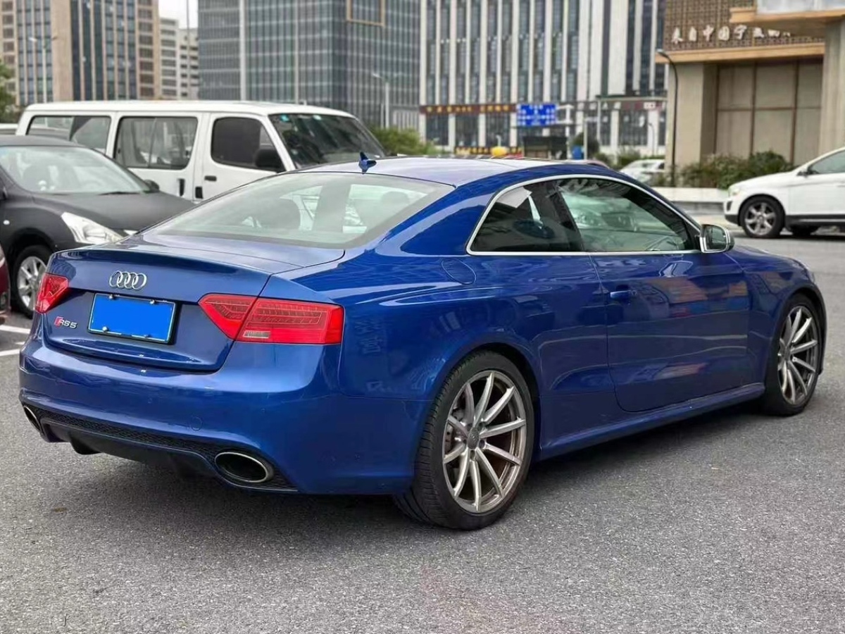 2017年07月奧迪 奧迪RS 5  2014款 RS 5 Coupe 特別版