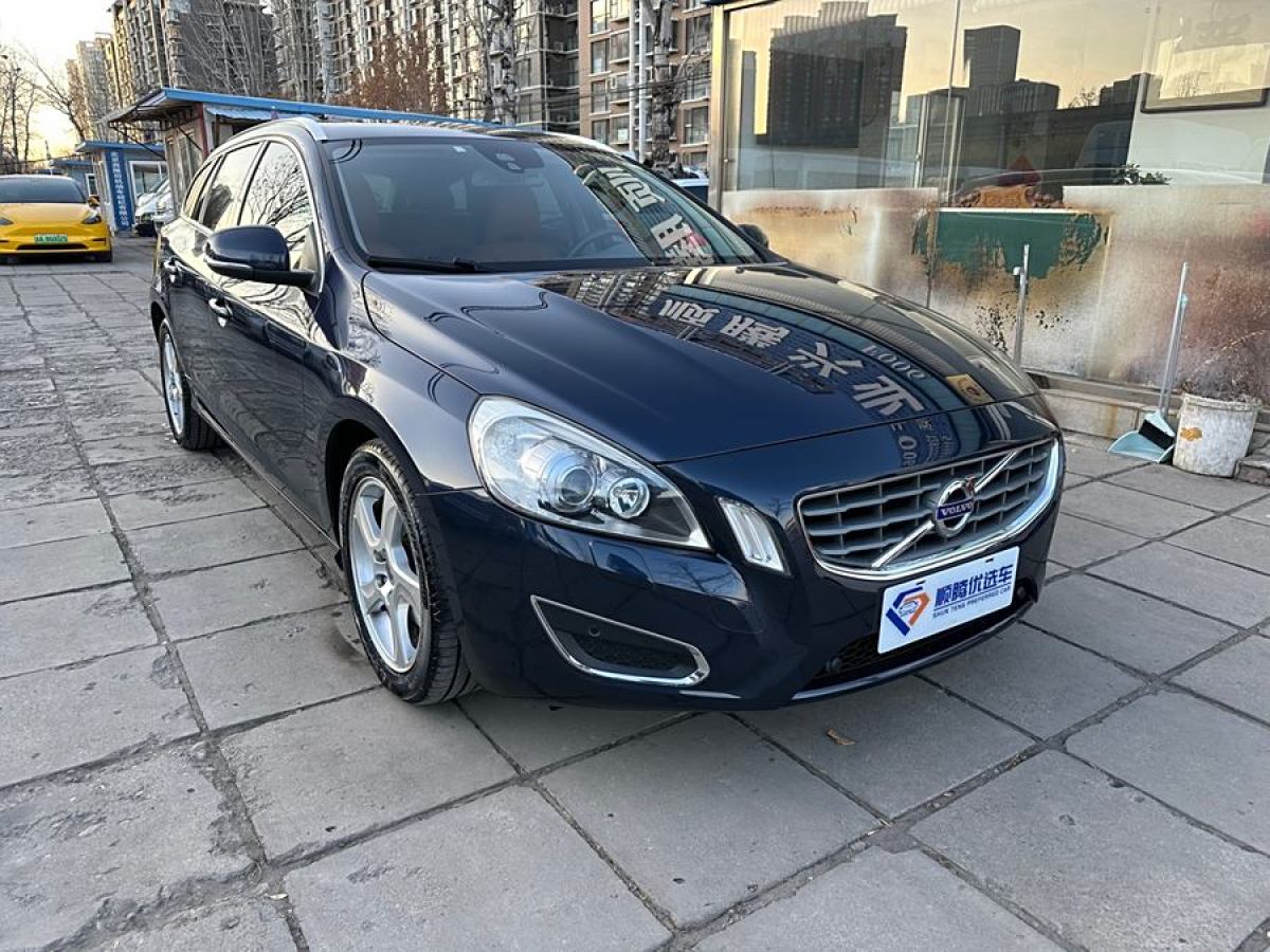 沃爾沃 V60  2013款 T5 智尚版圖片