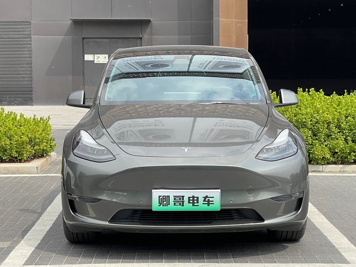 2021年11月特斯拉 Model 3  2021款 改款 標(biāo)準(zhǔn)續(xù)航后驅(qū)升級(jí)版