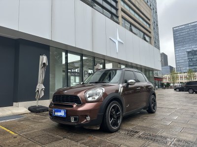 2013年6月 MINI COUNTRYMAN 1.6T COOPER S ALL4 滑雪版圖片