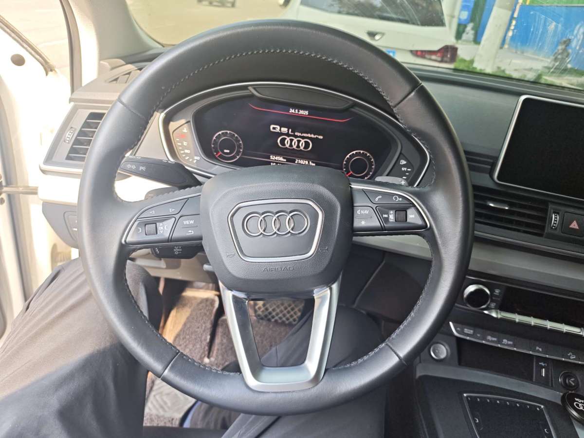 奧迪 奧迪Q5L  2020款 40 TFSI 榮享時尚型圖片