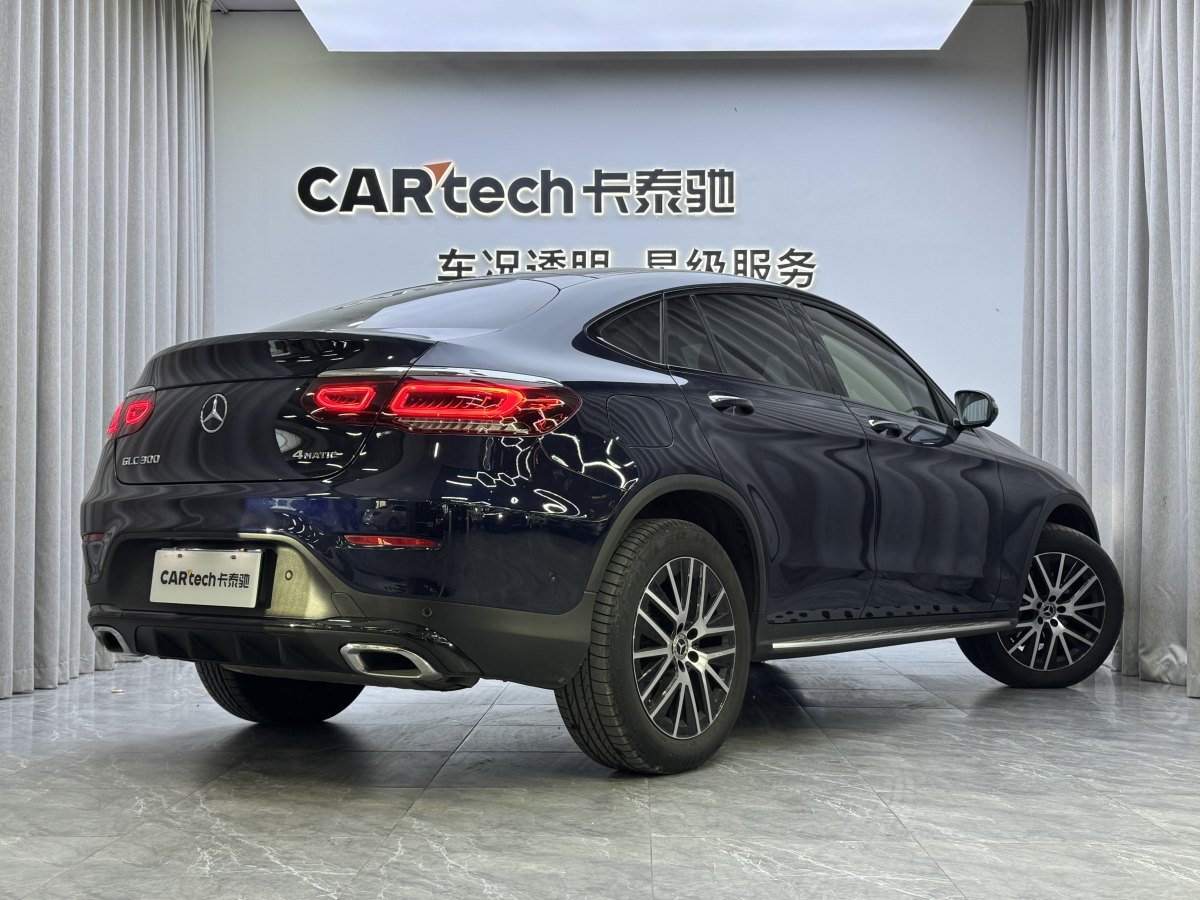 奔馳 奔馳GLC  2022款 GLC 300 4MATIC AMG Line 轎跑SUV圖片