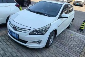 瑞奕 現(xiàn)代 1.4L 手動領(lǐng)先型GLX