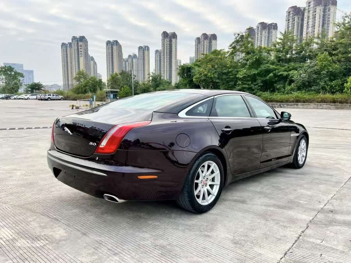 2012年6月捷豹 XJ  2012款 XJL 3.0 全景商務版