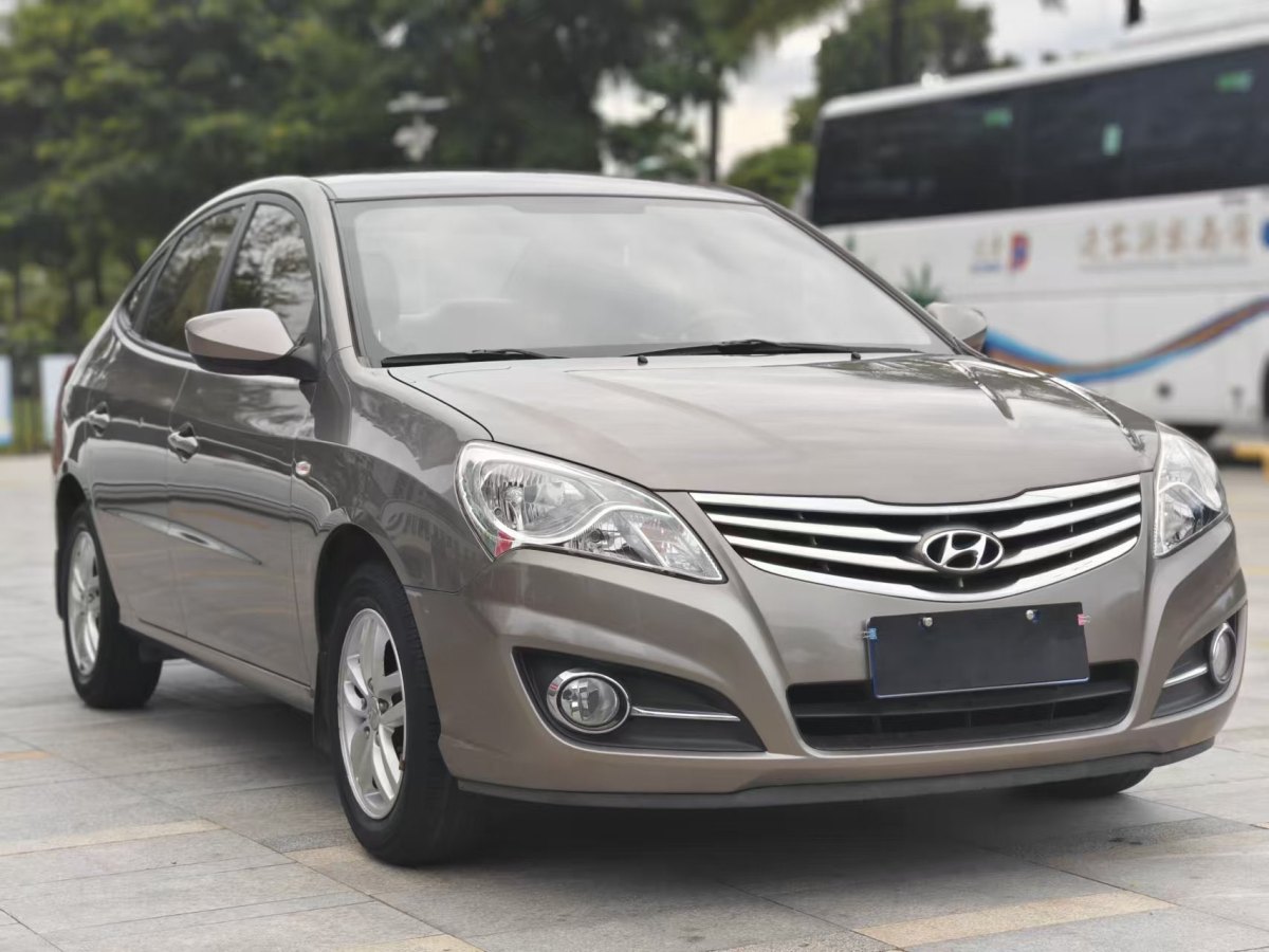 現(xiàn)代 悅動  2011款 1.6L 自動舒適型圖片