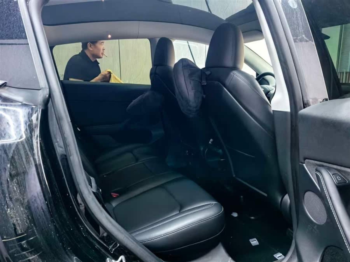 特斯拉 Model Y  2022款 改款 后輪驅(qū)動版圖片