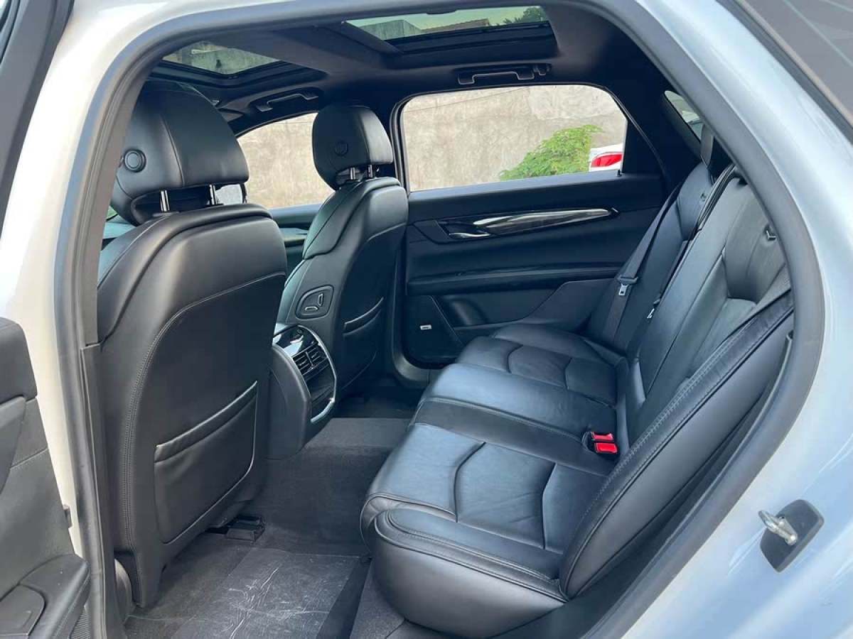 凱迪拉克 CT6  2022款 28T 豪華型圖片