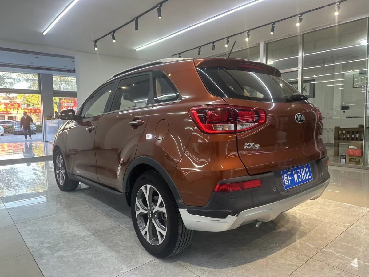 起亞 KX3  2015款 1.6L 自動兩驅(qū)DLX圖片