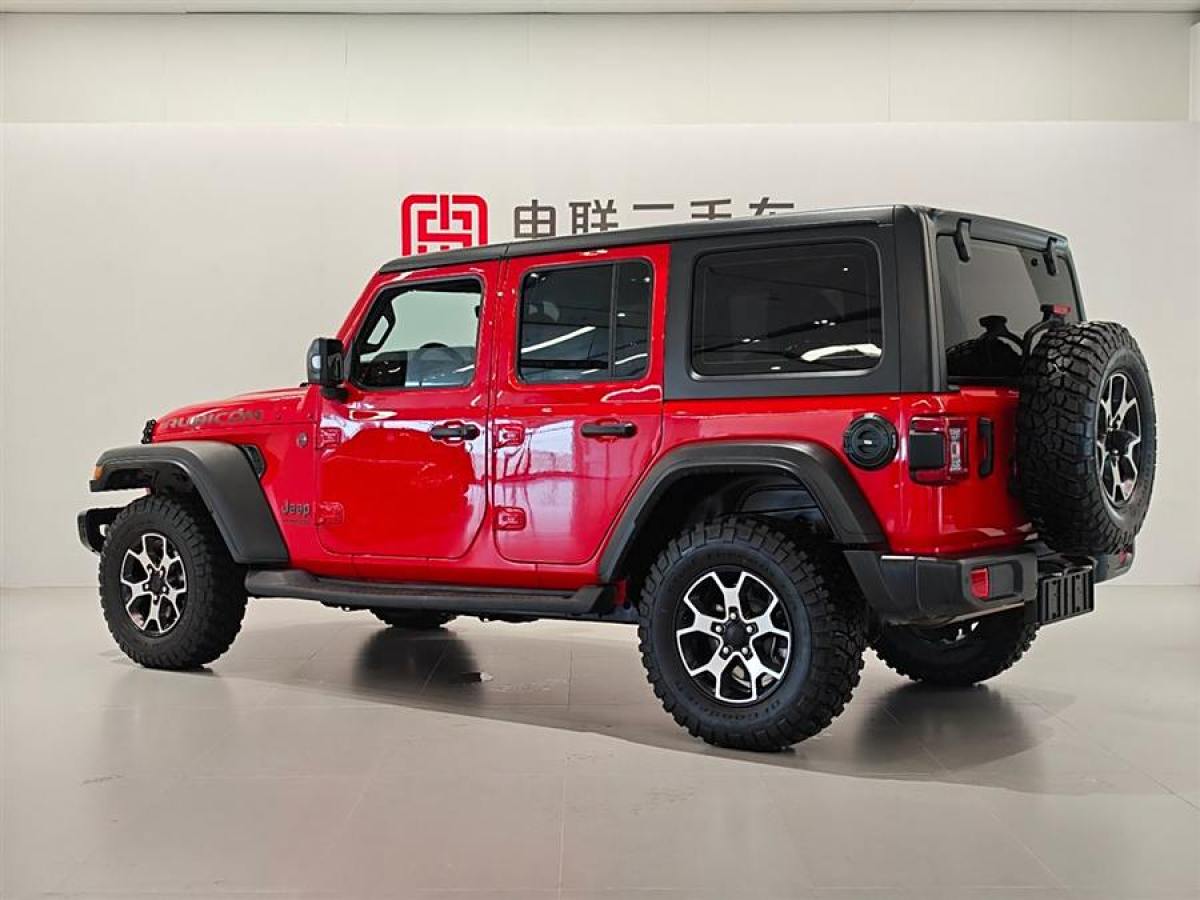 Jeep 牧馬人  2024款 2.0T 羅賓漢四門版圖片