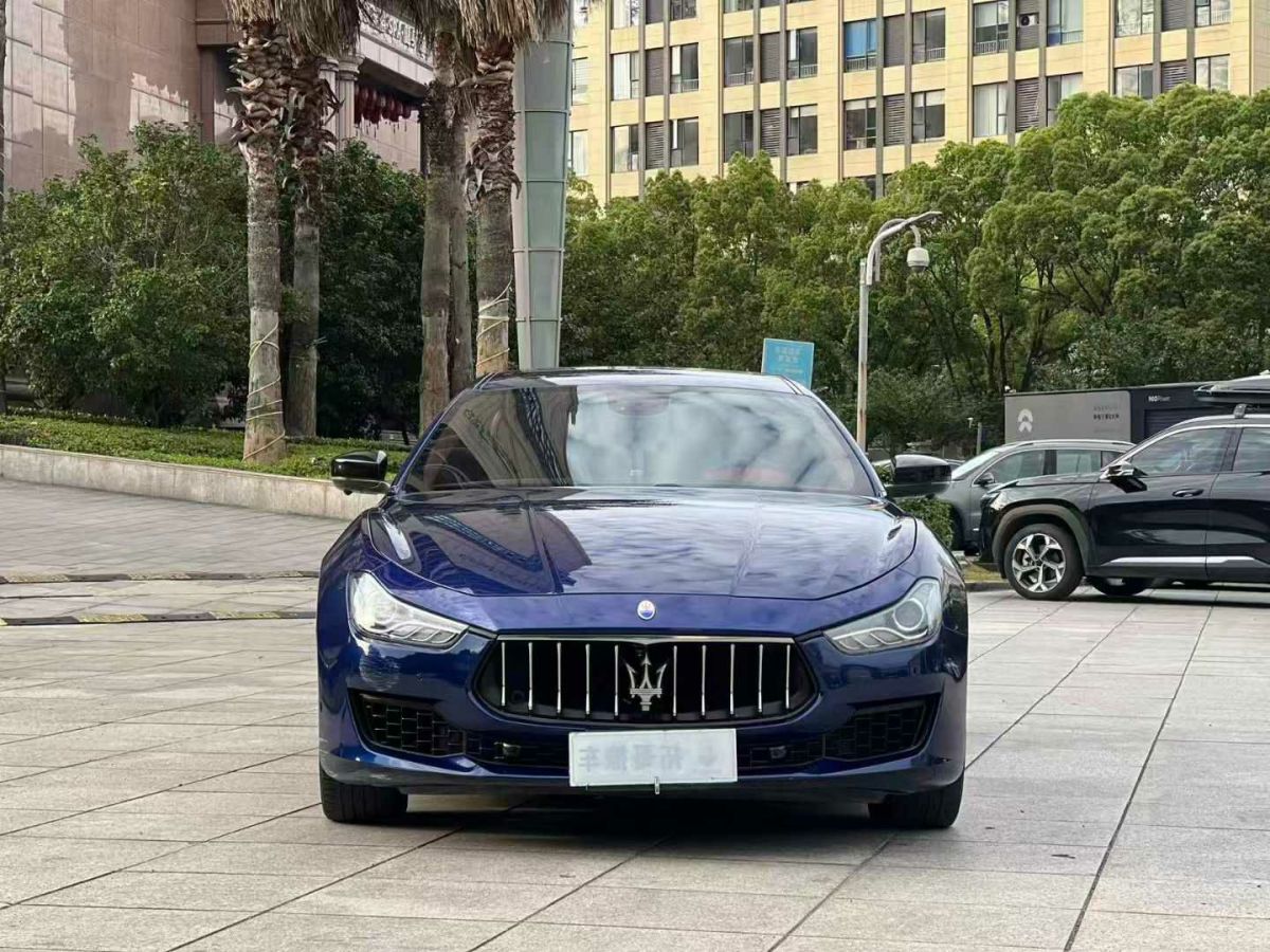 瑪莎拉蒂 Ghibli  2017款 3.0T 標(biāo)準(zhǔn)版圖片