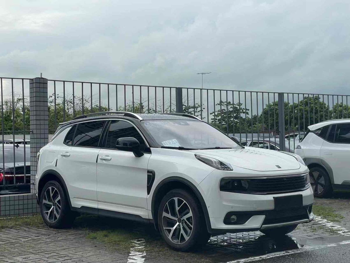 領(lǐng)克 領(lǐng)克01新能源  2019款 1.5T PHEV Plus圖片