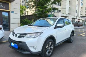 RAV4榮放 豐田 2.0L CVT四驅風尚版