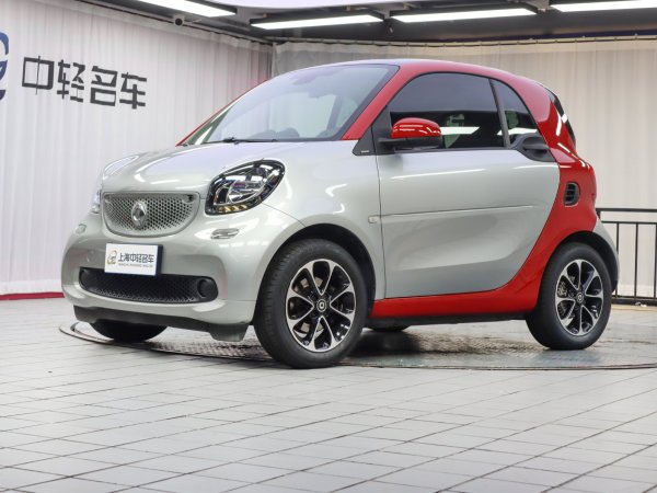 smart fortwo  2015款 1.0L 52千瓦硬顶激情版