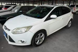 ?？怂?福特 2.0T ST 標(biāo)準(zhǔn)版