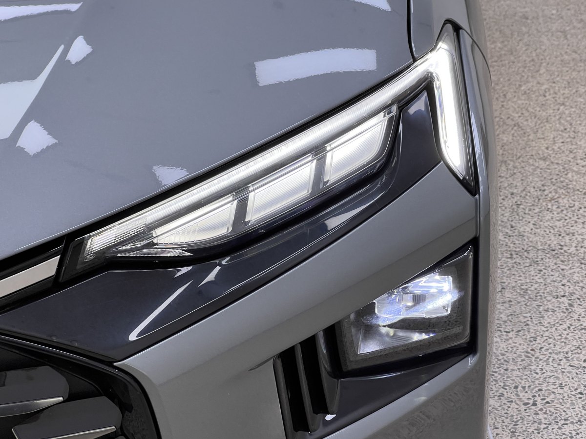 2022年12月福特 蒙迪歐  2022款 改款 EcoBoost 245 豪華型