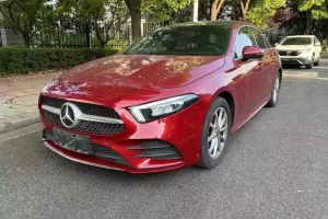 奔馳GLE 奔馳  GLE 350 4MATIC 時(shí)尚型