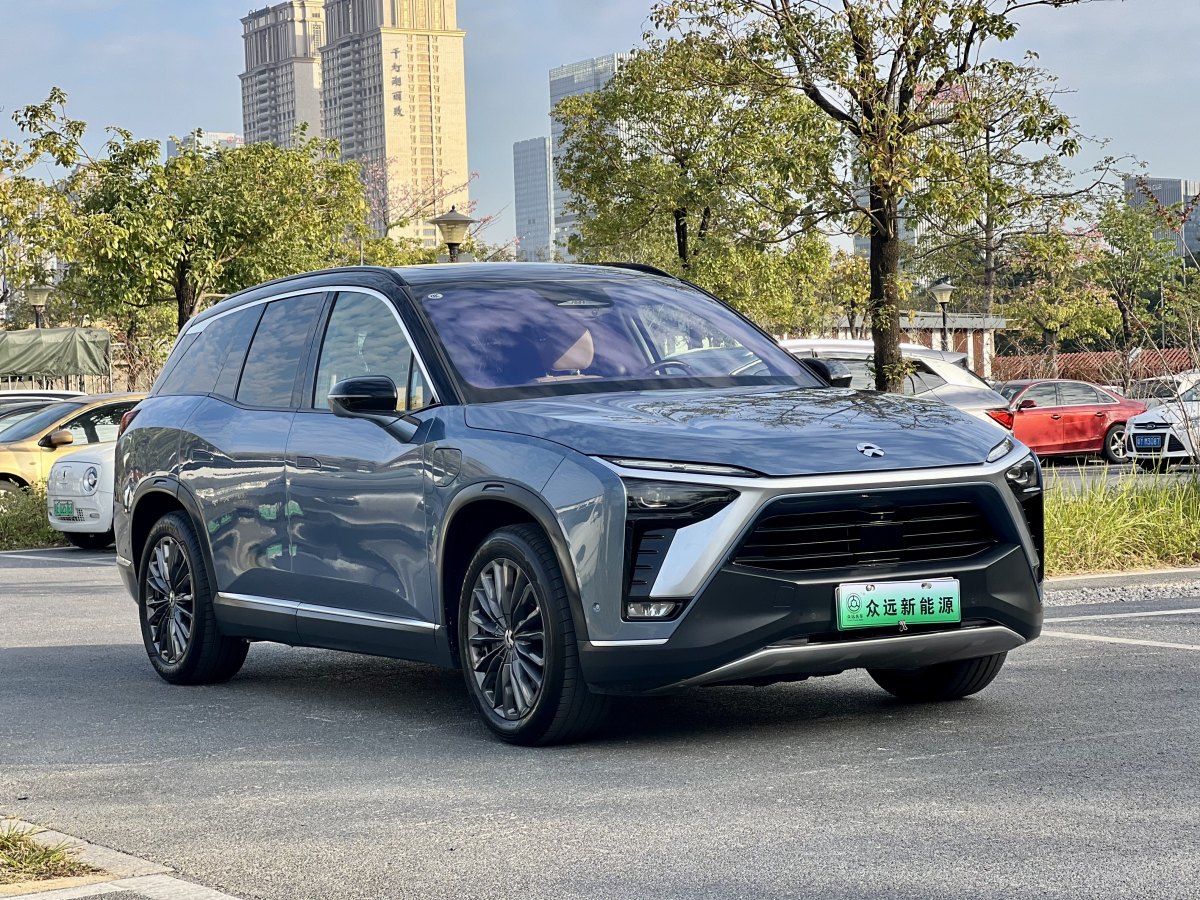 蔚來 ES8  2020款 415KM 基準(zhǔn)版 六座版圖片