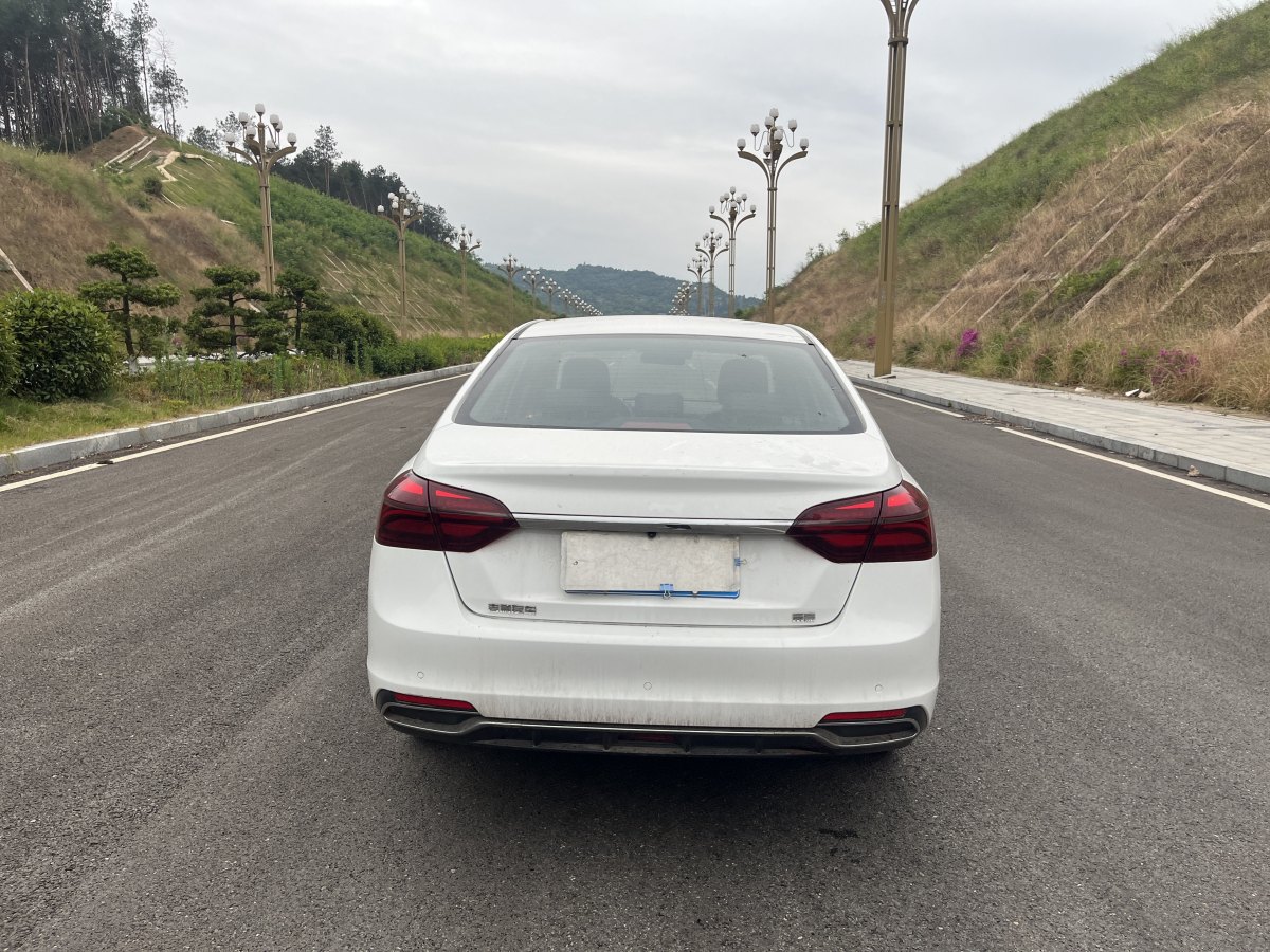 吉利 帝豪  2019款 領(lǐng)軍版 1.5L CVT向上亞運版 國VI圖片