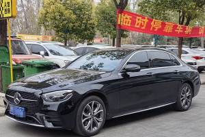 奔驰E级 奔驰 改款 E 300 L 运动豪华型