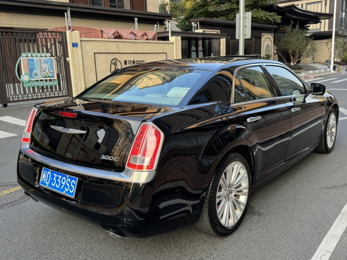 克萊斯勒 300C  2013款 3.6L 尊崇版圖片