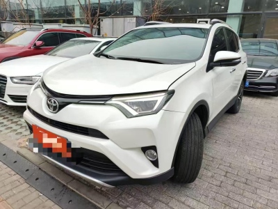 2017年4月 豐田 RAV4榮放 2.0L CVT四驅(qū)新銳版圖片