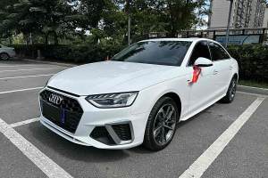 奥迪A4L 奥迪 40 TFSI 时尚动感型