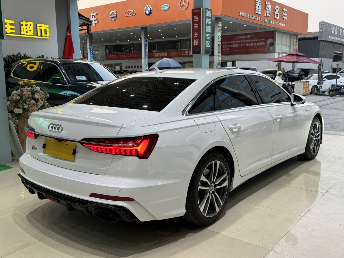 奧迪 奧迪A6L  2022款 40 TFSI 豪華動(dòng)感型圖片