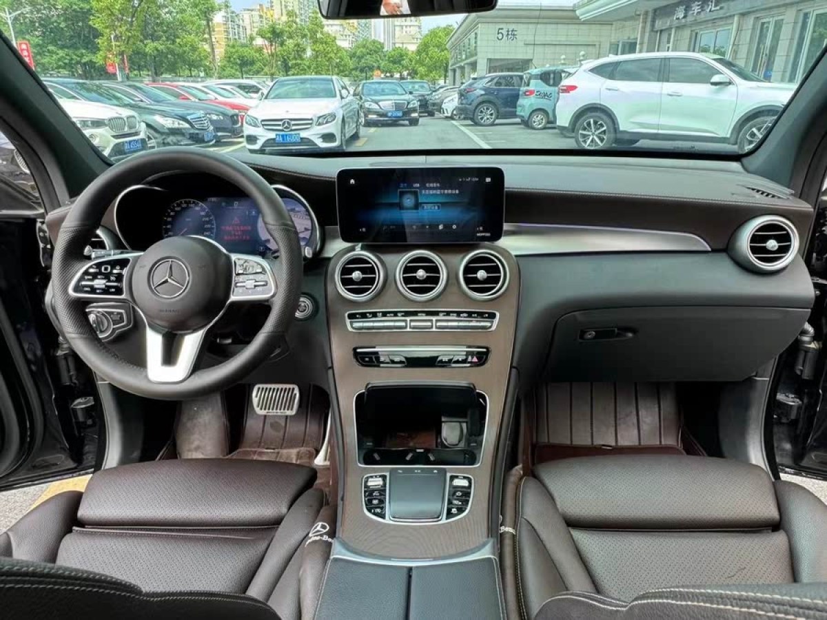 奔馳 奔馳GLC  2025款 改款 GLC 260 L 4MATIC 豪華型圖片