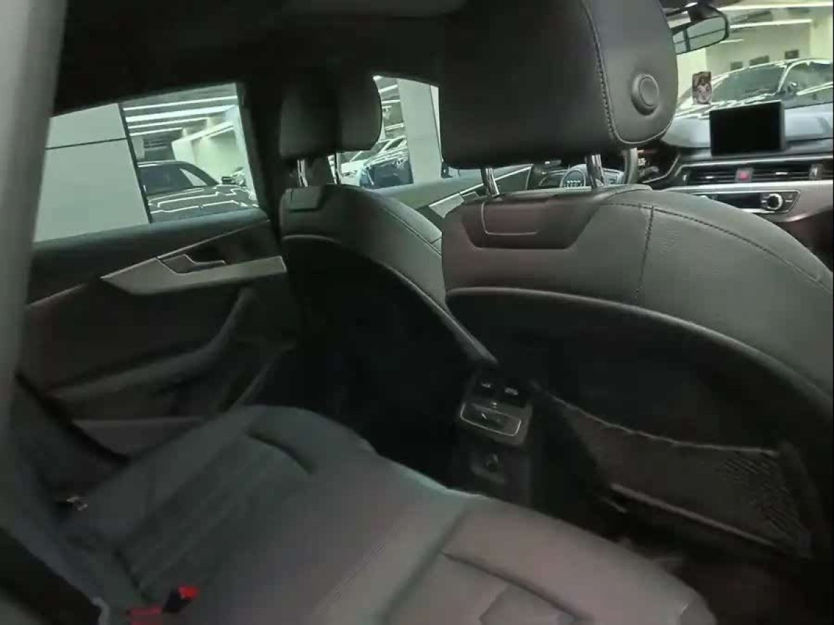 奧迪 奧迪A5  2019款 Sportback 40 TFSI 時(shí)尚型圖片