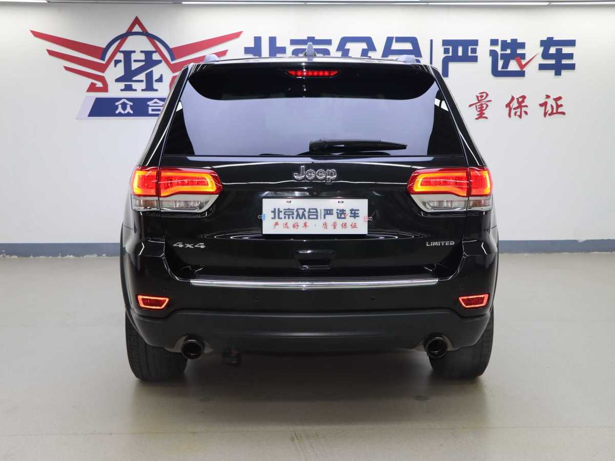 2014年10月Jeep 大切諾基  2014款 3.6L 精英導(dǎo)航版