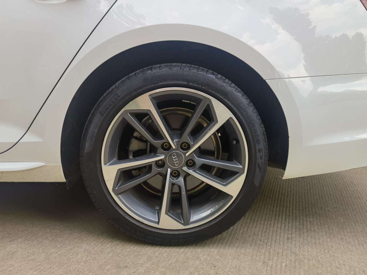 奧迪 奧迪A4L  2019款 40 TFSI 時(shí)尚型 國V圖片