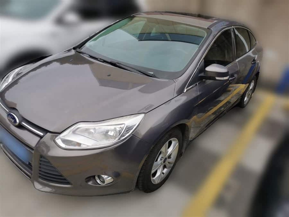 福特 福克斯  2012款 三廂 1.6L 自動風(fēng)尚型圖片