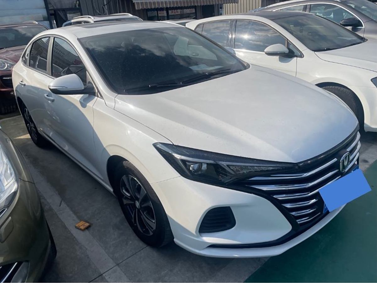 長(zhǎng)安 逸動(dòng)  2020款 PLUS 1.6L GDI 自動(dòng)豪華型圖片