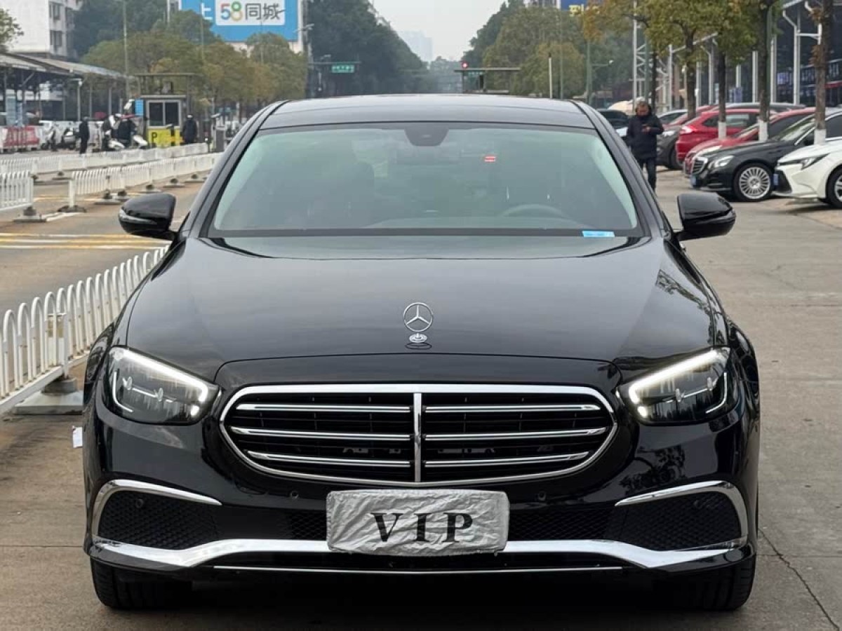 奔馳 奔馳E級(jí)  2023款 改款 E 260 L圖片