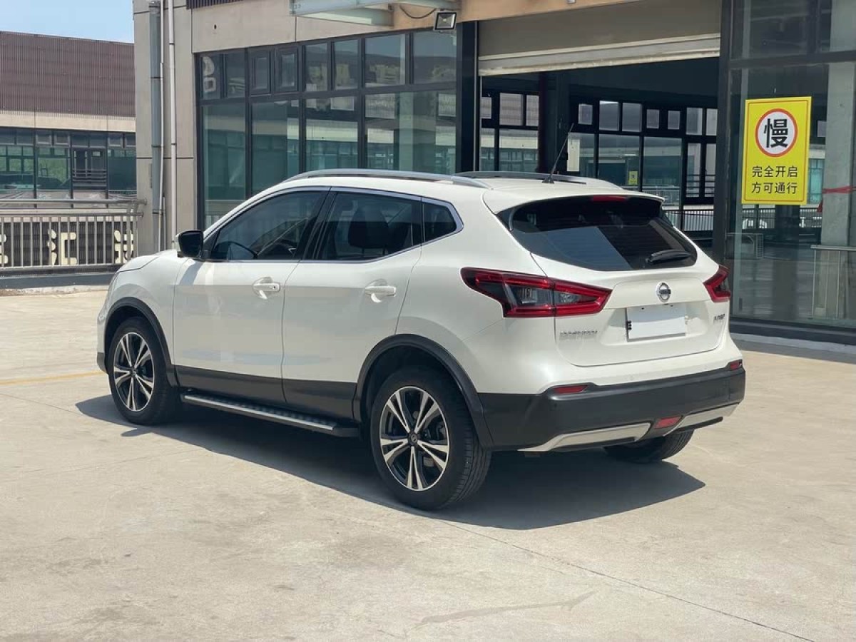 日產(chǎn) 逍客  2022款 2.0L CVT XV Prem.Pro豪華領(lǐng)航版圖片