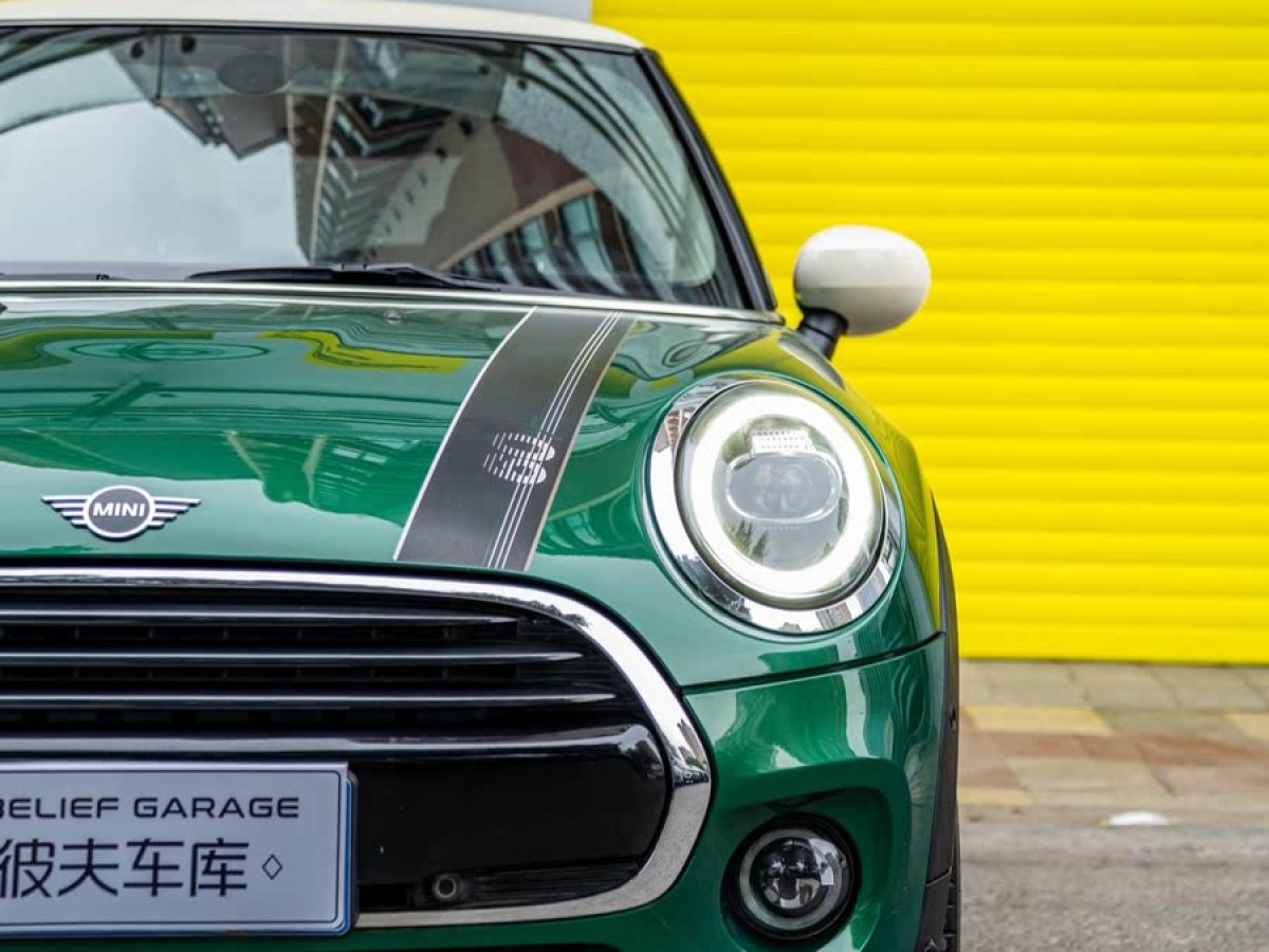 MINI MINI  2019款 1.5T COOPER 60周年紀(jì)念版圖片