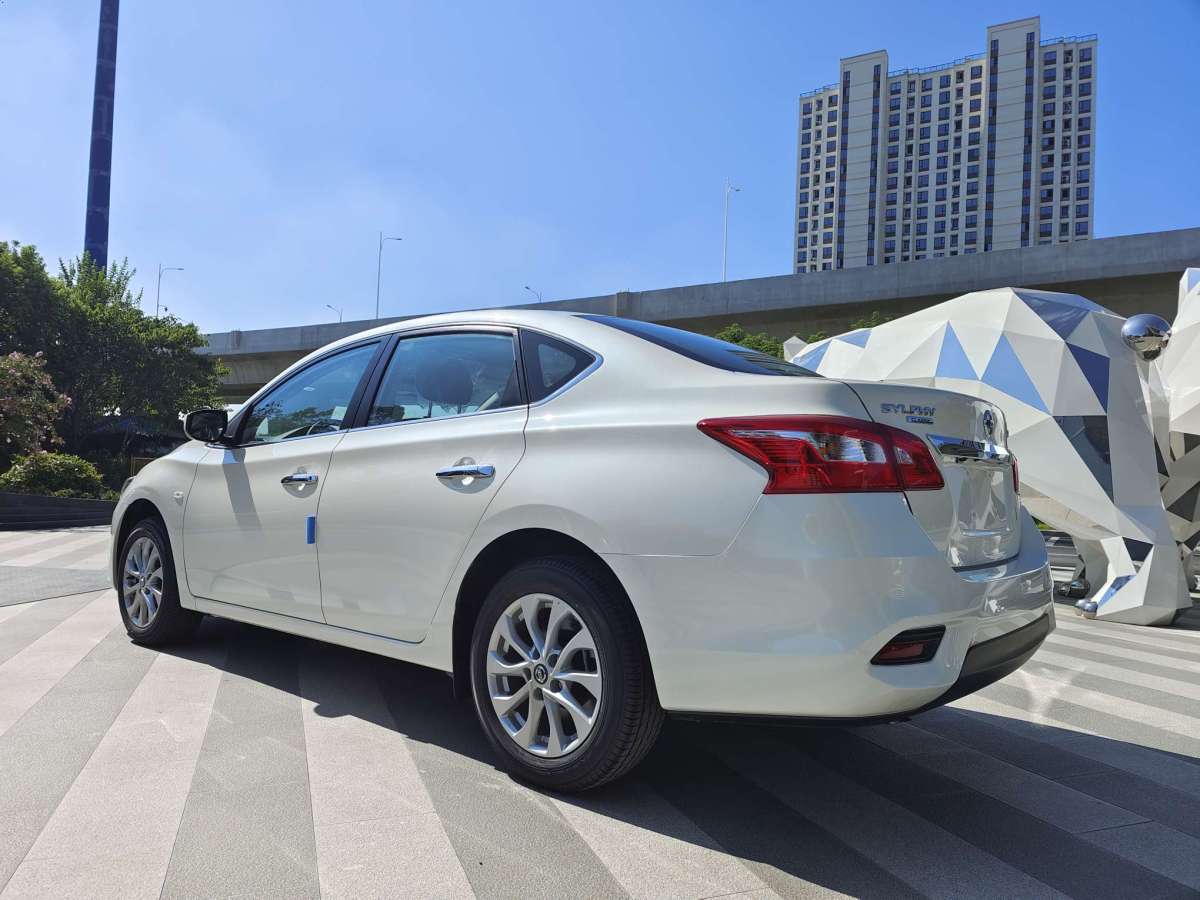 日產(chǎn) 軒逸  2024款 經(jīng)典 1.6XL CVT豪華版圖片