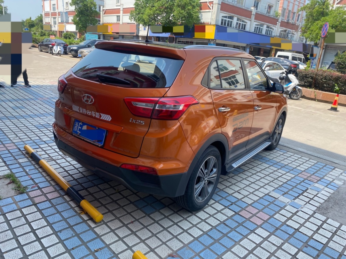 現(xiàn)代 ix25  2015款 1.6L 自動兩驅智能型GLS圖片