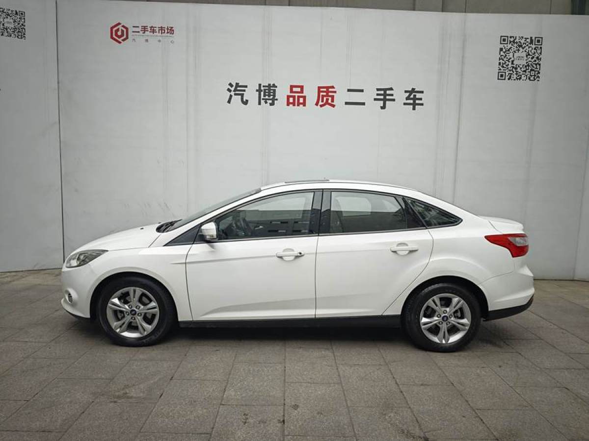 福特 ?？怂? 2012款 三廂 1.6L 自動(dòng)風(fēng)尚型圖片