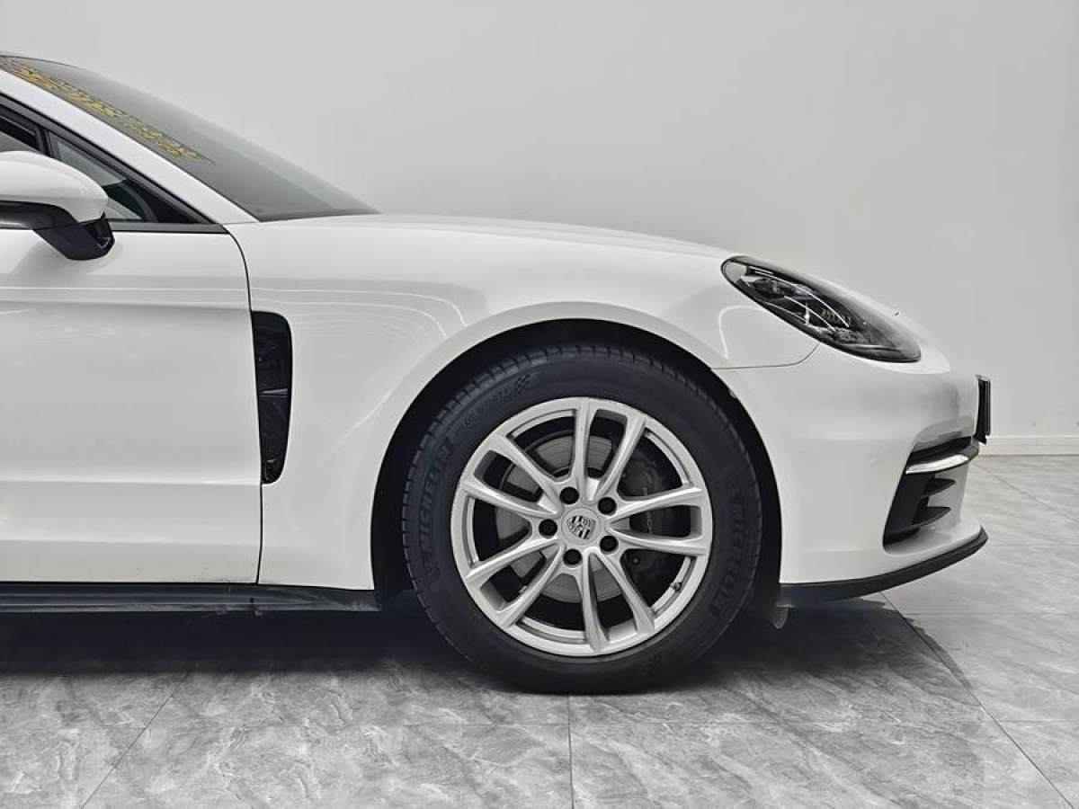 保時(shí)捷 Panamera  2017款 Panamera 3.0T圖片