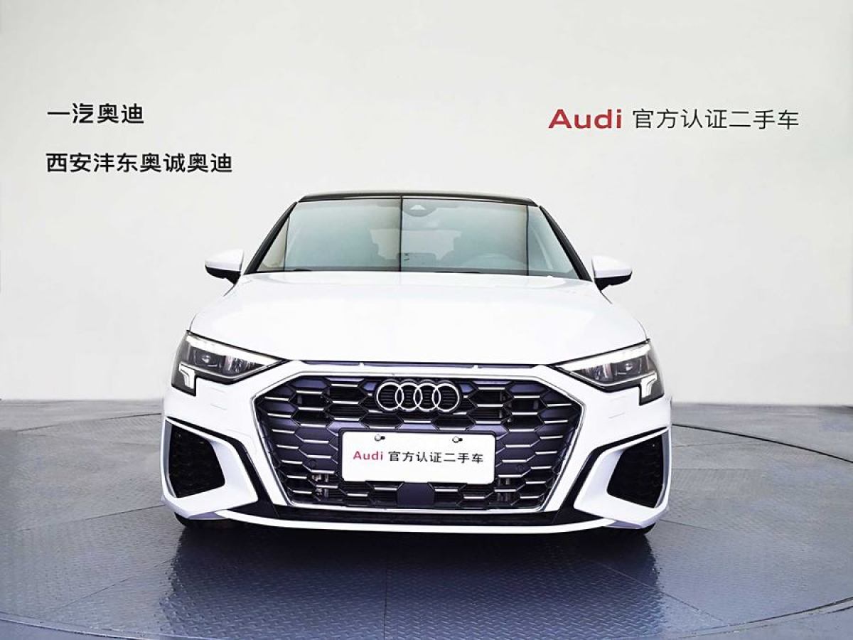 2022年8月奧迪 奧迪A3  2022款 Sportback 35 TFSI RS套件燃速型