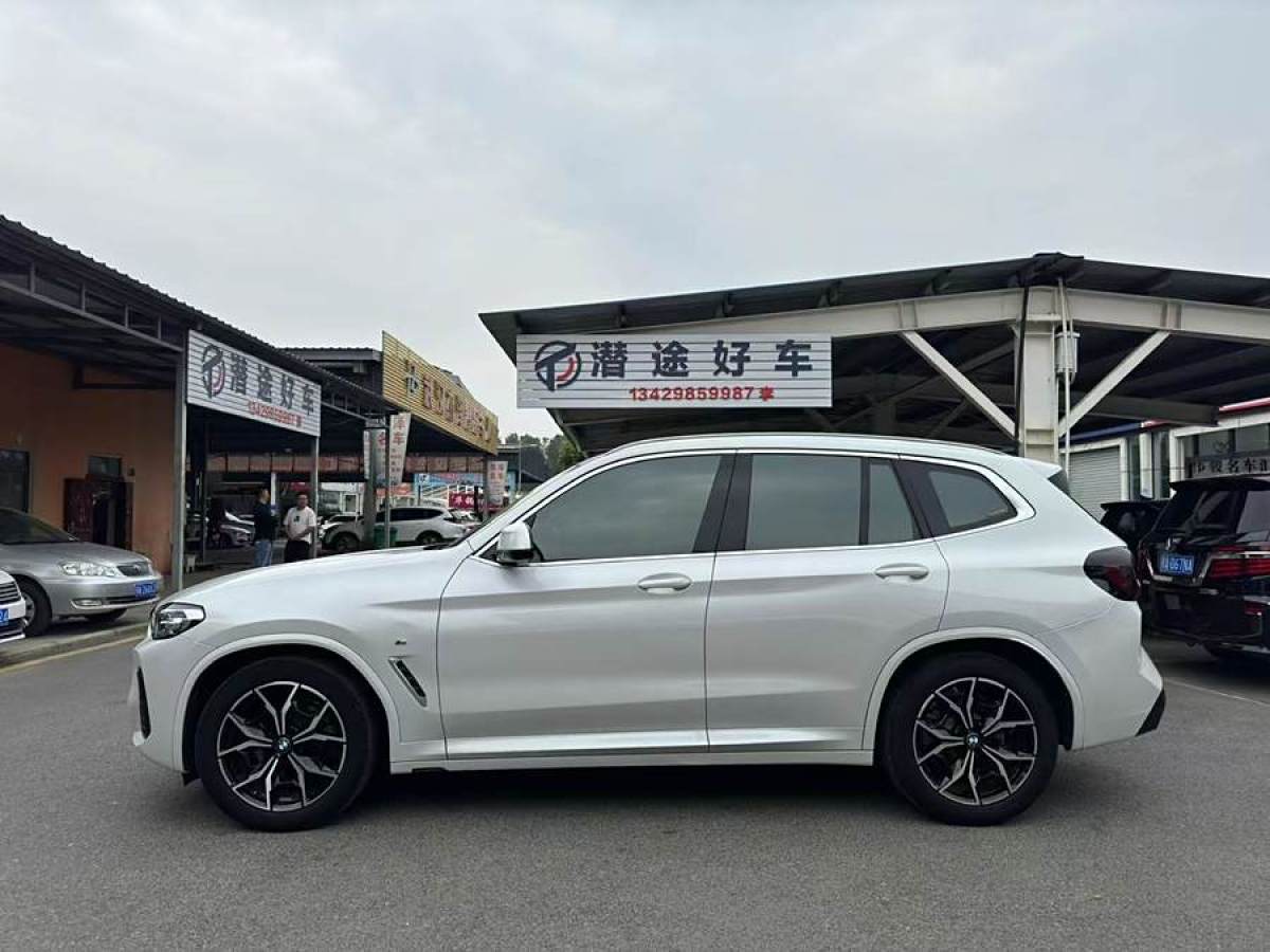 寶馬 寶馬X3  2022款 xDrive25i M運(yùn)動(dòng)套裝圖片