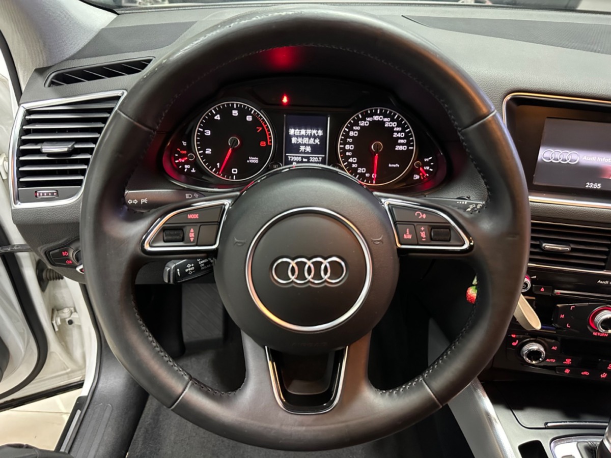 2014年2月奧迪 奧迪Q5  2013款 40 TFSI 技術型