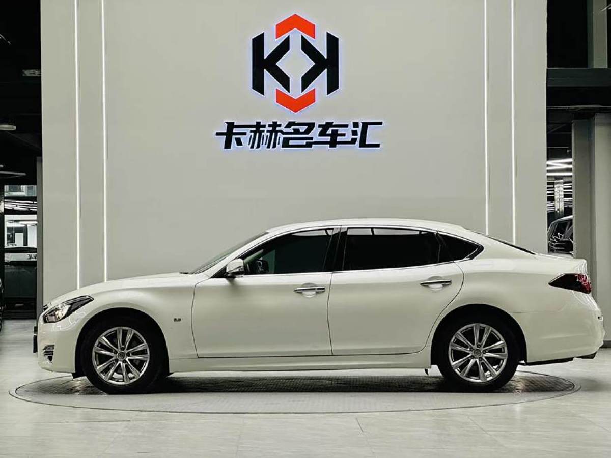 英菲尼迪 Q70  2017款 Q70L 2.5L 精英版圖片