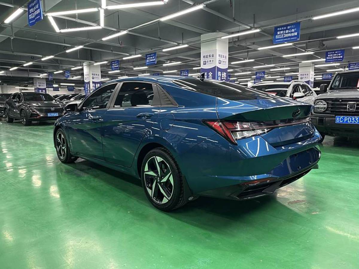 現(xiàn)代 伊蘭特  2022款 1.5L CVT LUX尊貴版圖片